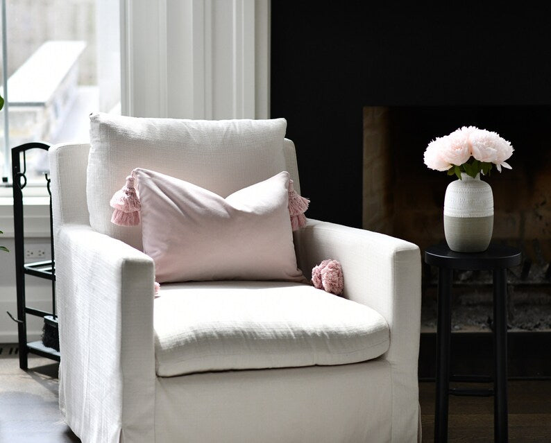 Subtle Pink Pillow With Oversized Tassels